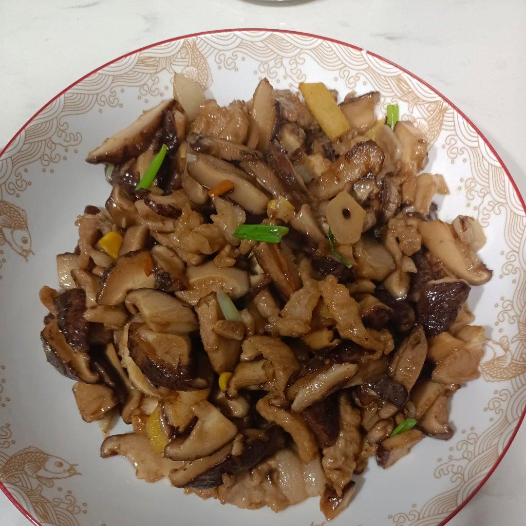 香菇炒肉
