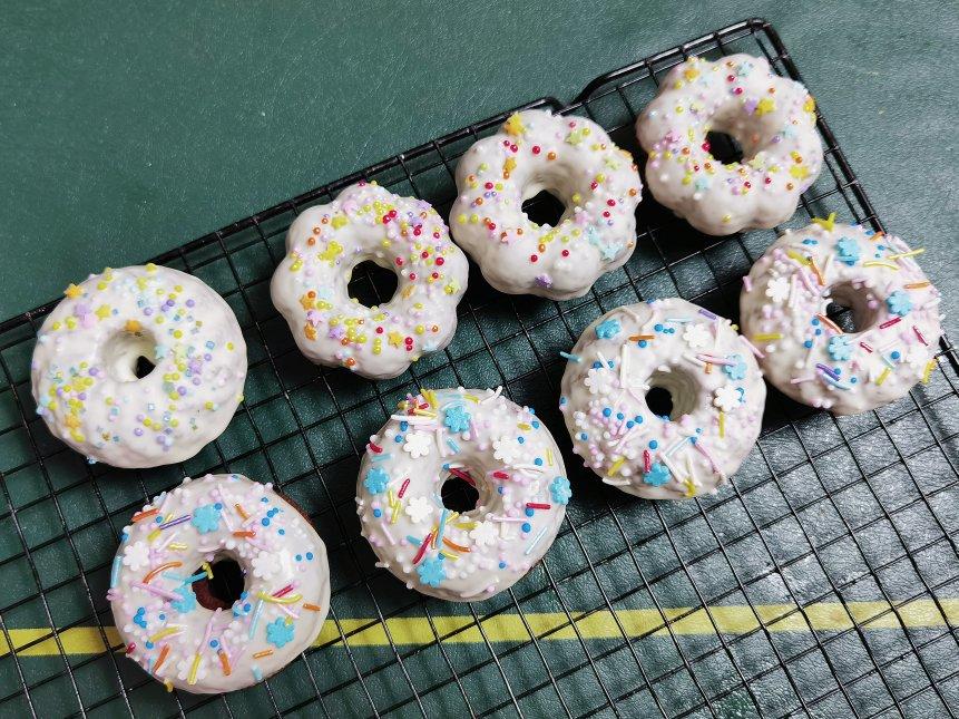 小朋友也能做的甜甜圈