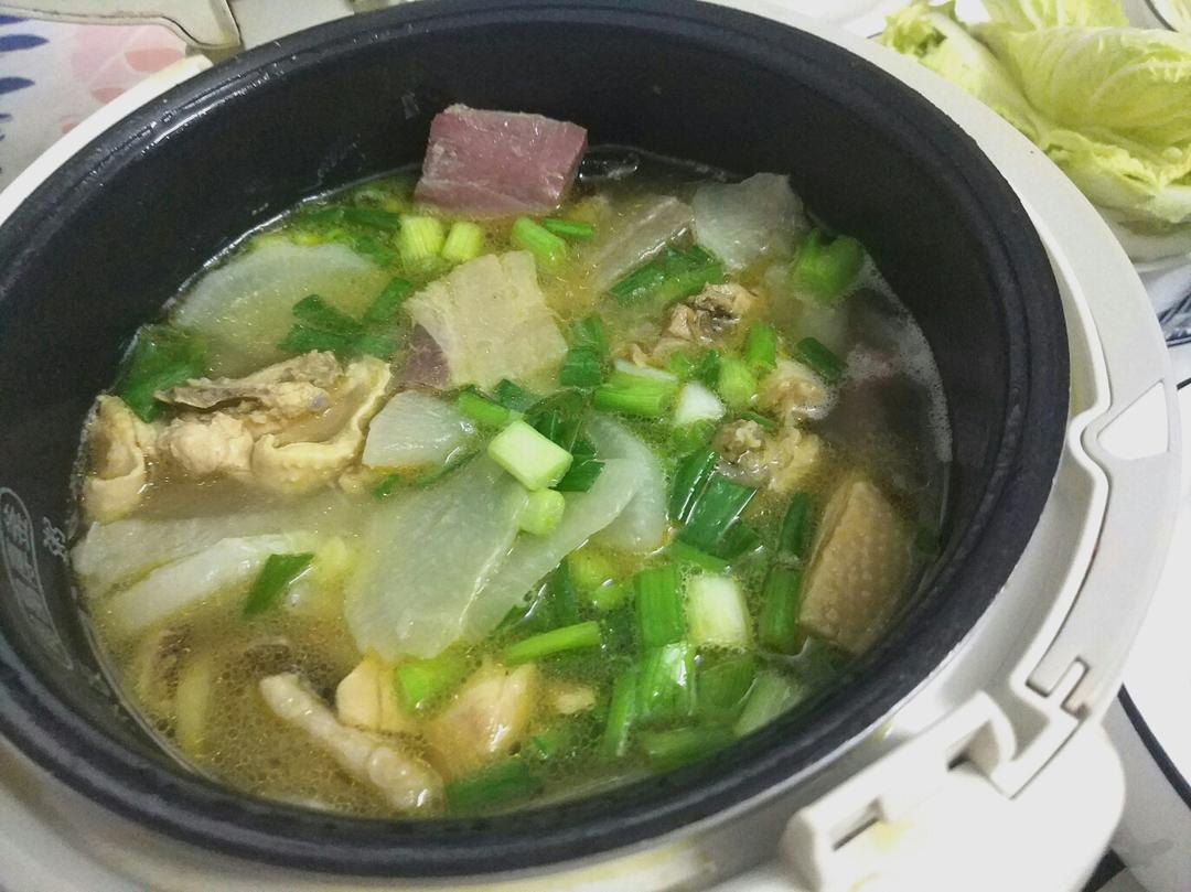 腊肉鸡汤的做法