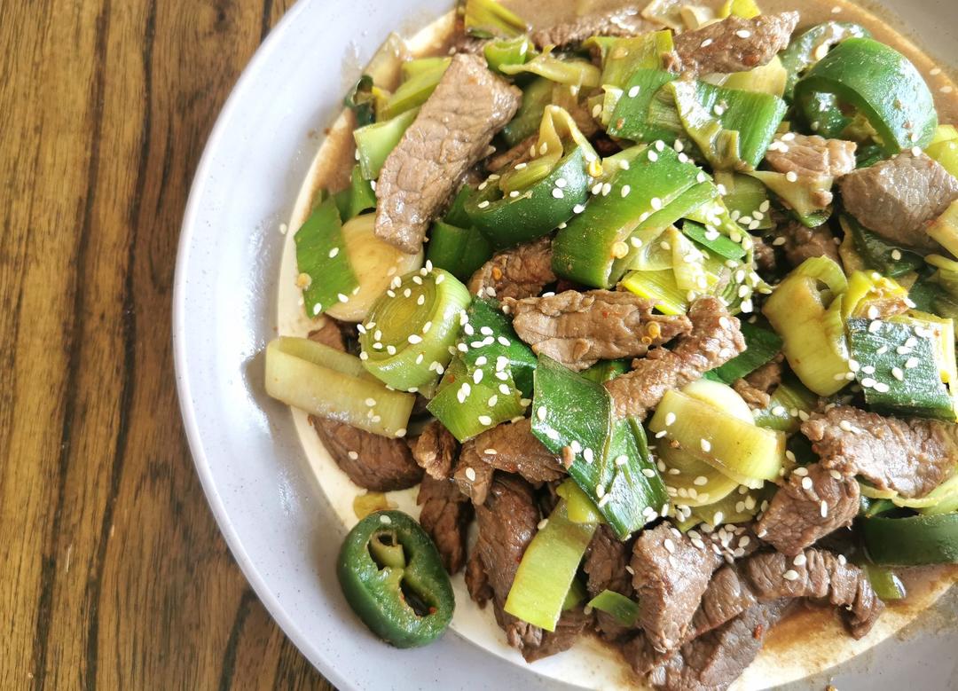 孜然大葱炒牛肉