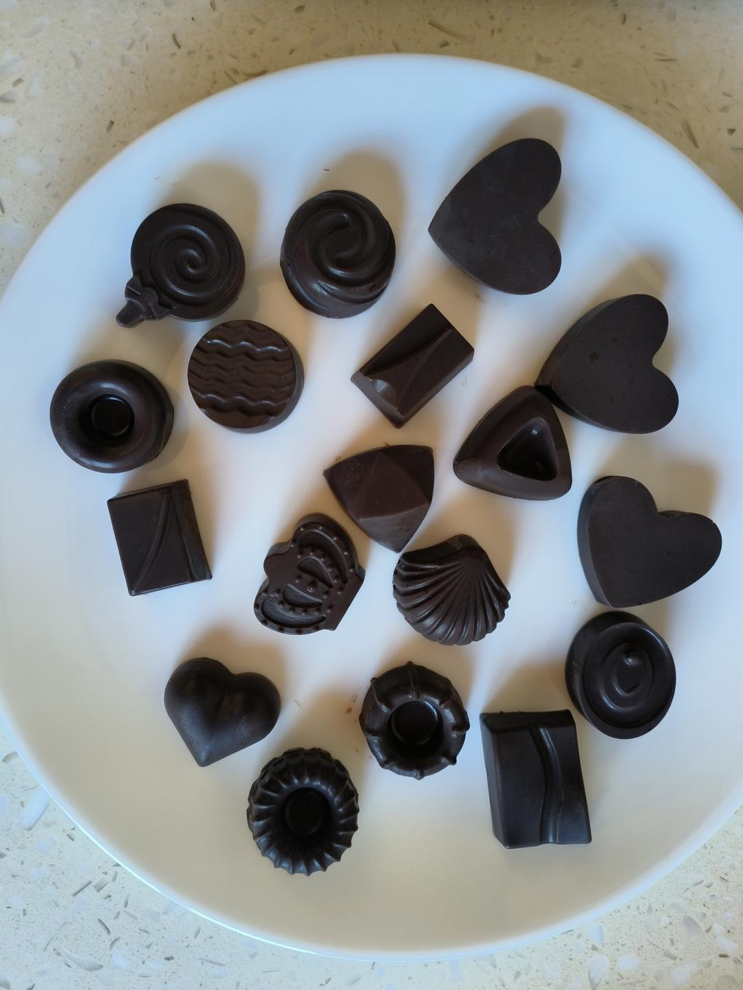 手工黑巧克力——可可液块自制（70%左右）巧克力（可用做烘焙或直接当零食吃）