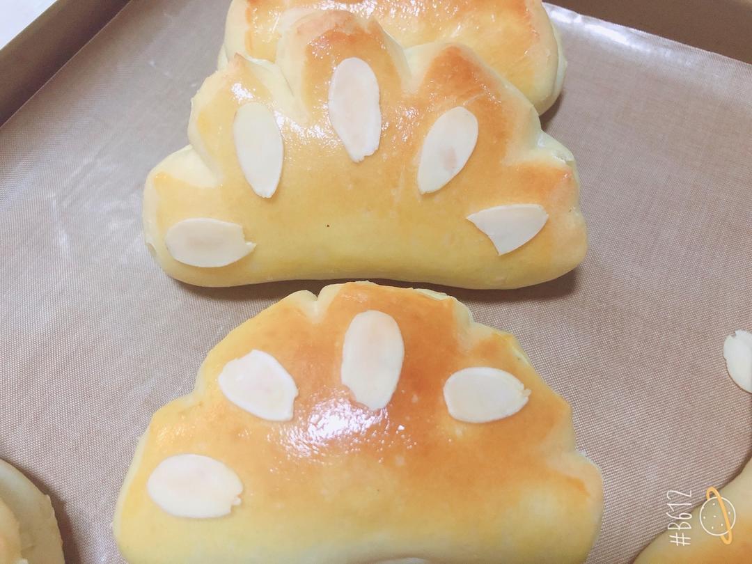 乳酪卡仕达面包