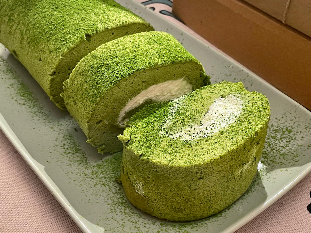 超详细的瑞士卷奶油蛋糕卷原味蛋糕卷的制作方法 饱满不掉皮不开裂（附模具换算方法）