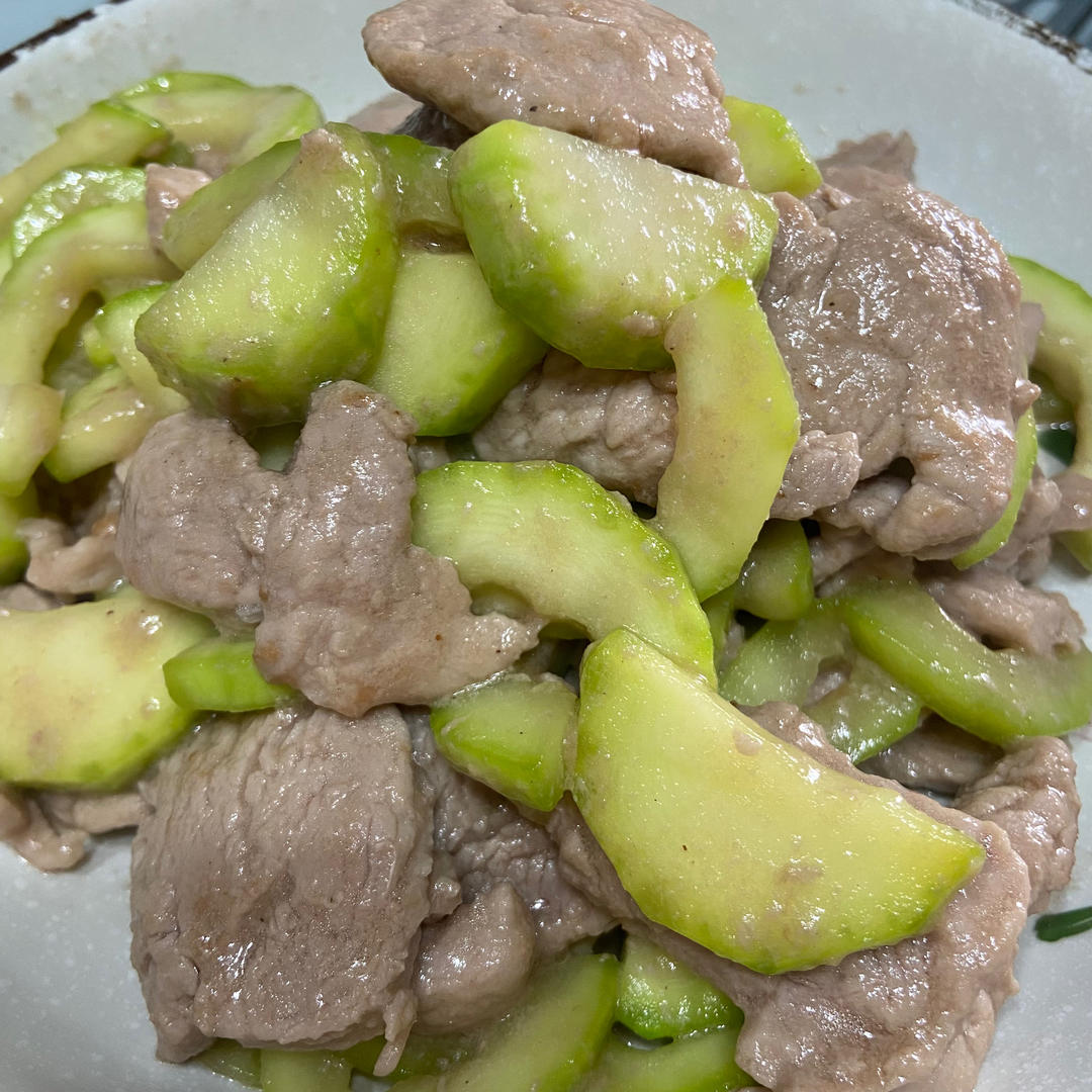 西葫芦炒肉片