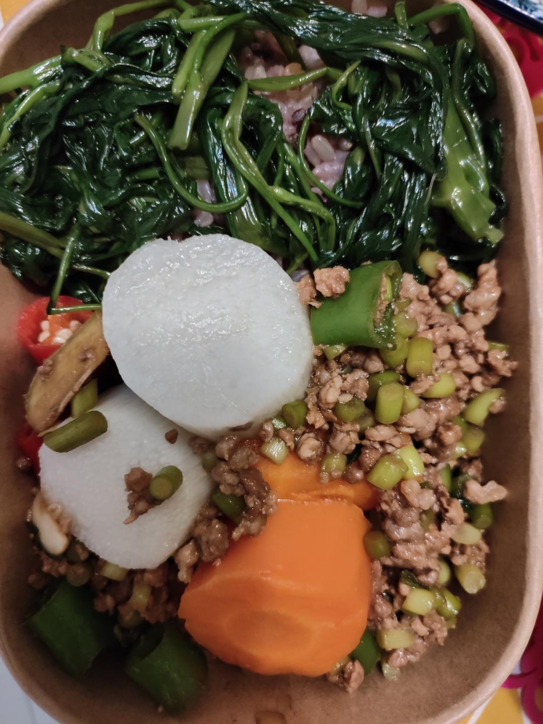 蒜苔炒肉末，三碗米饭都不够吃