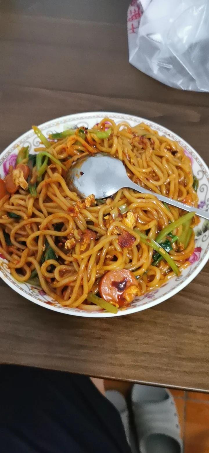 🍜最简单最好吃的家常炒面
