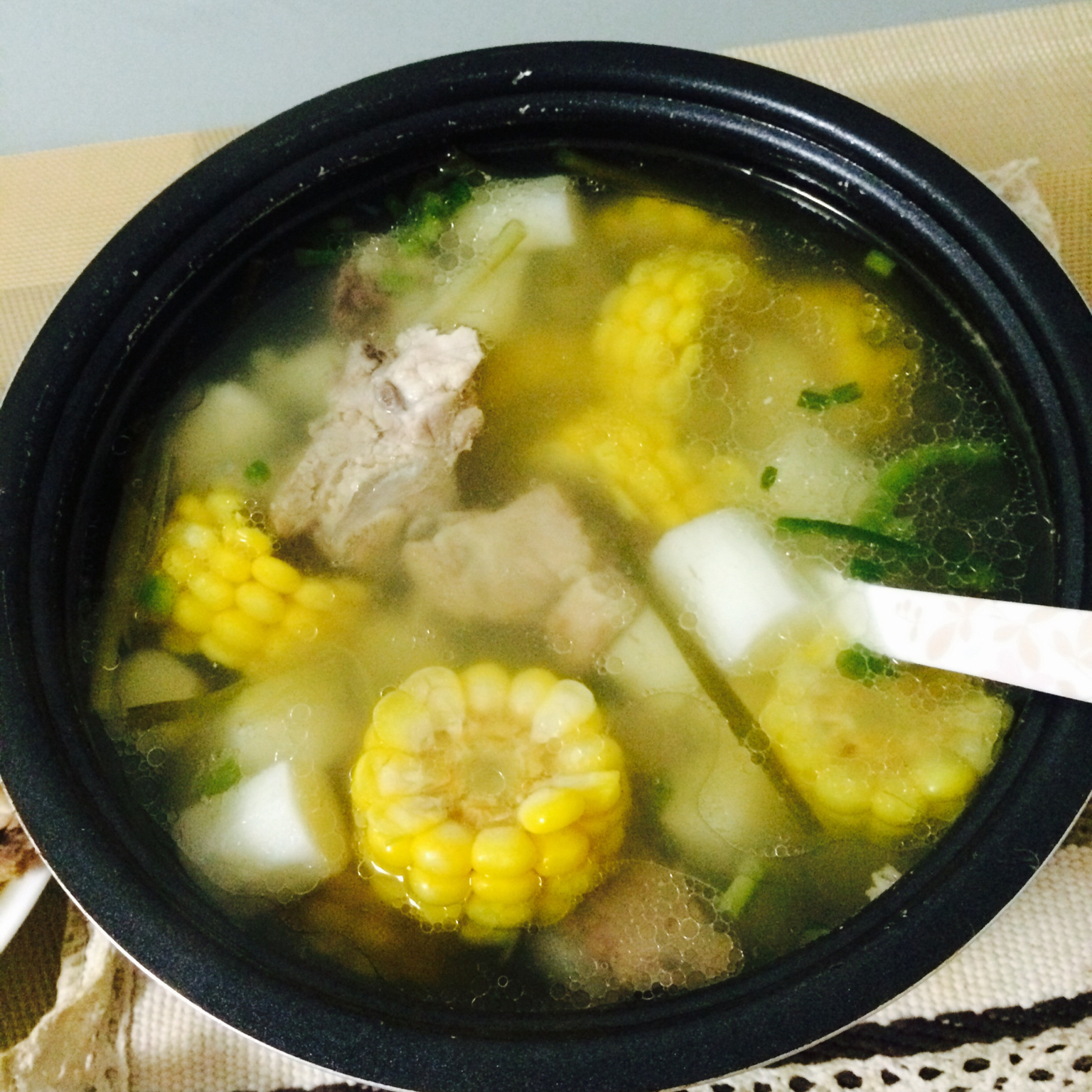 山药玉米排骨汤