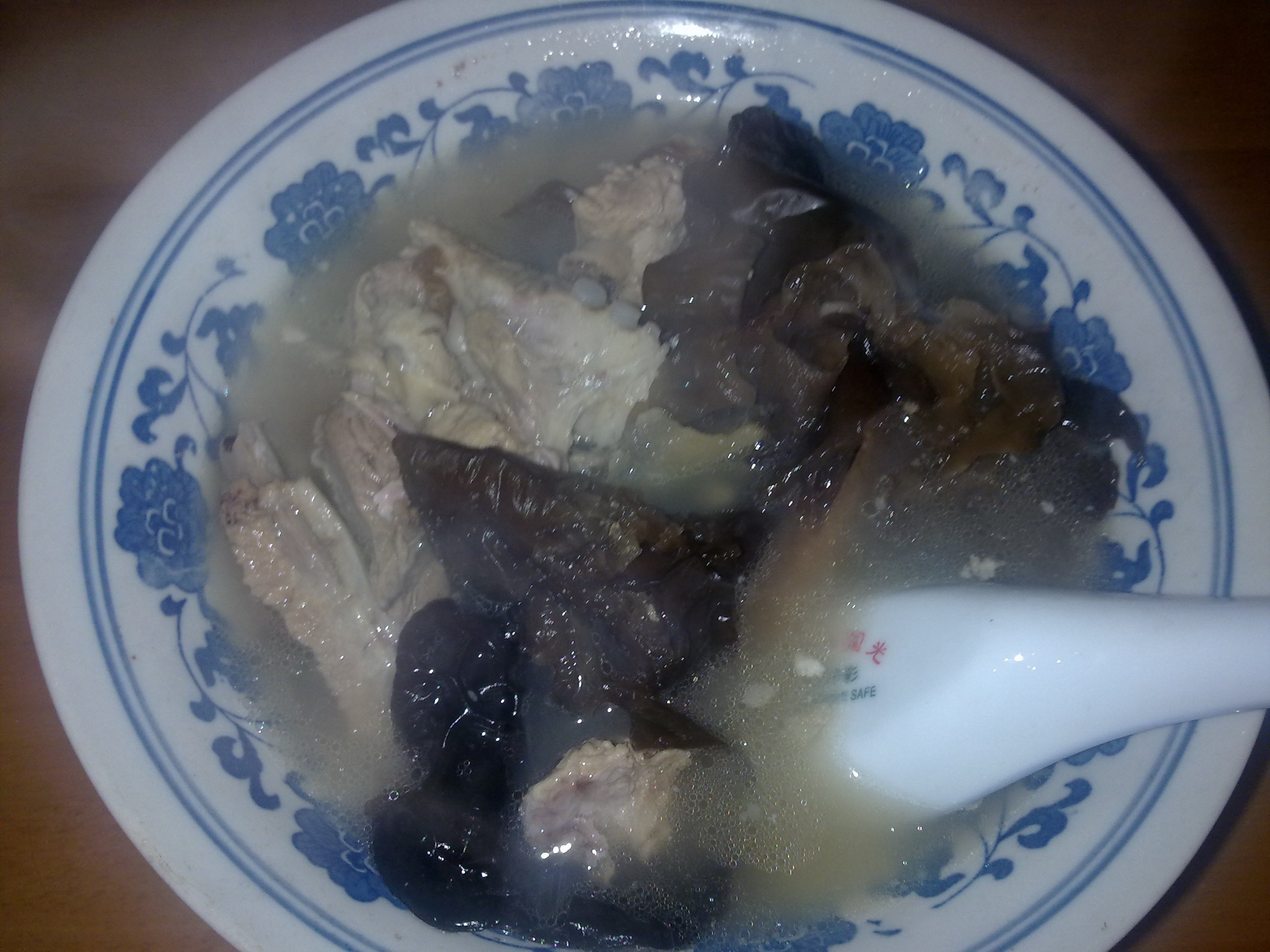 排骨萝卜土豆木耳汤
