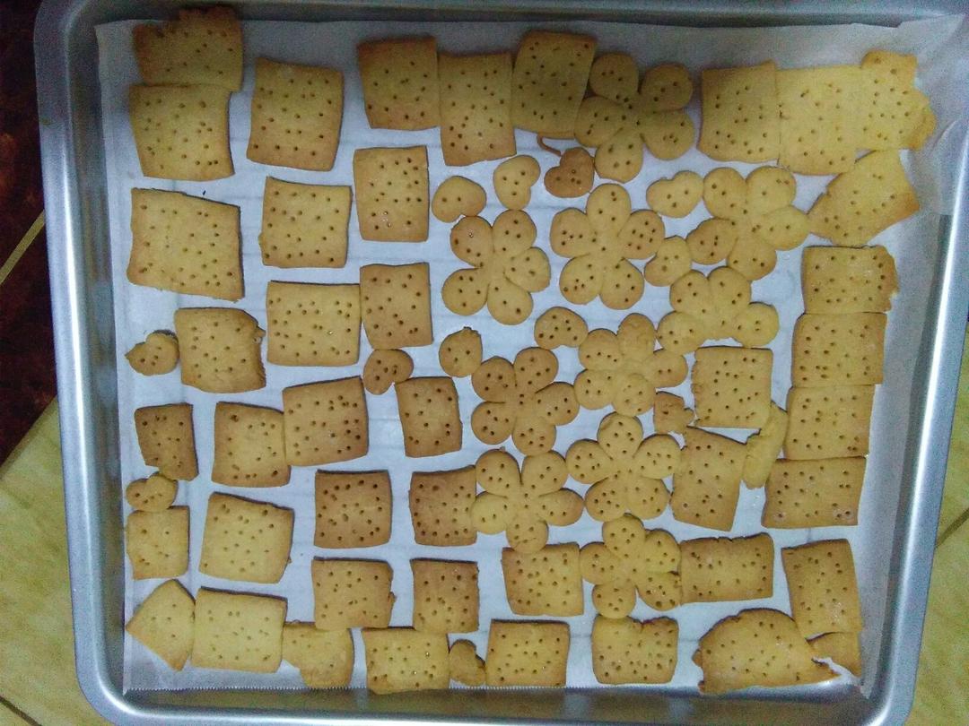 无鸡蛋无黄油的咸味土豆饼干