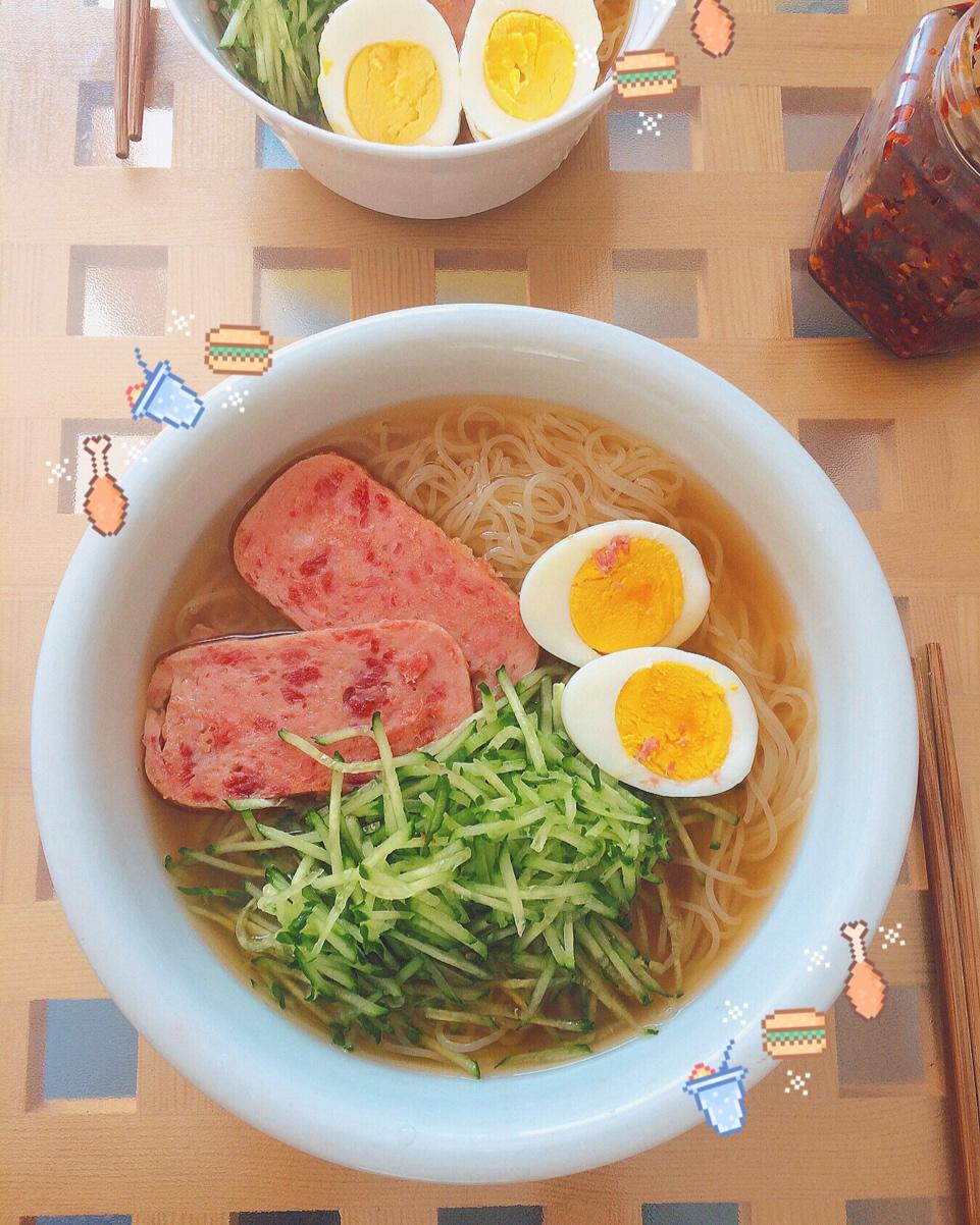 秘制快手冷面（不一样的冷面汤）