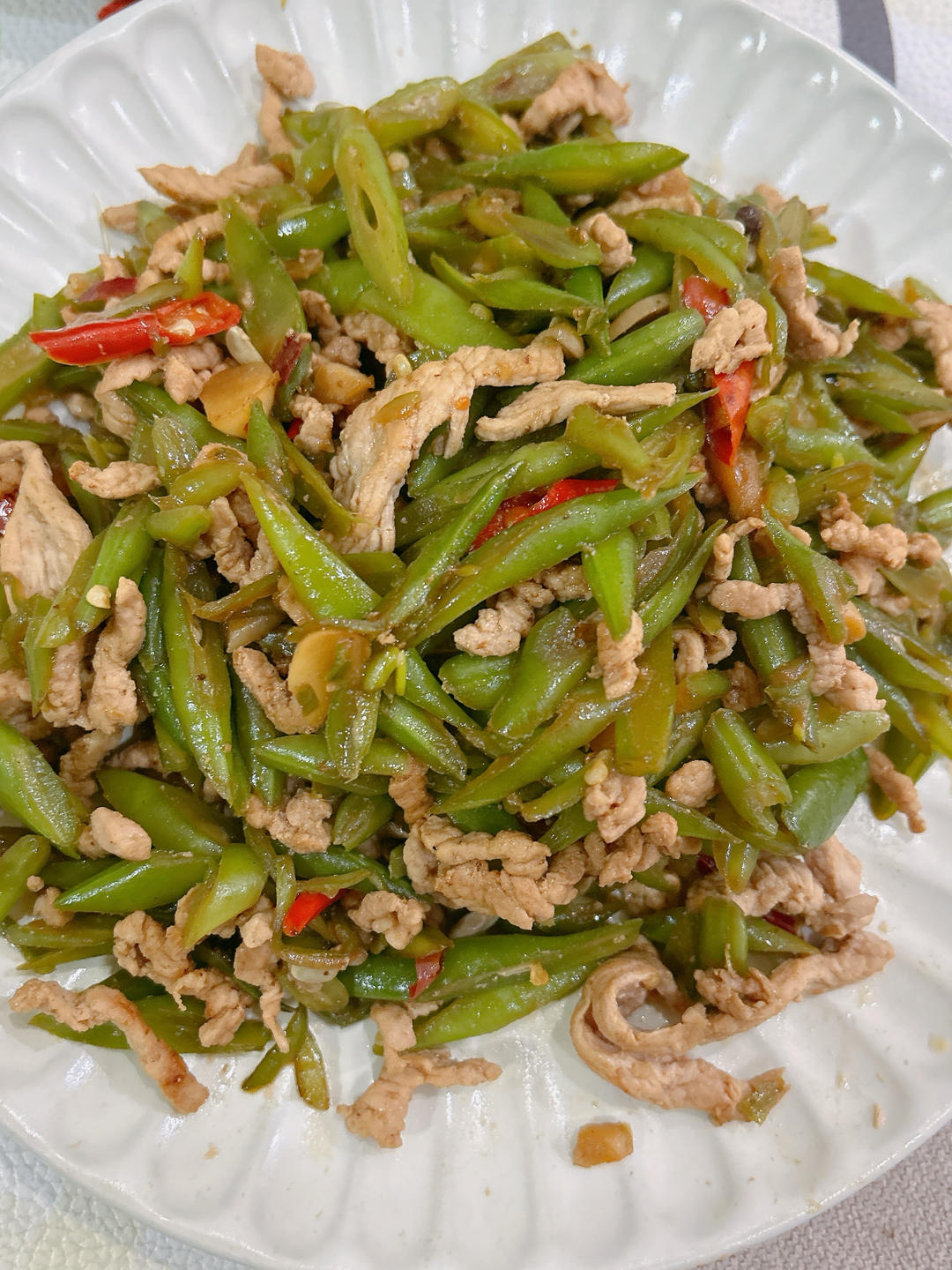 炒肉就得嫩—豆角炒肉（四季豆）