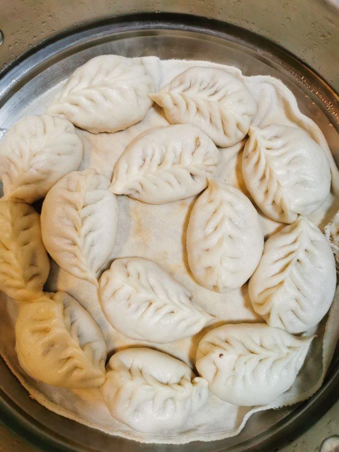 猪肉白萝卜包子