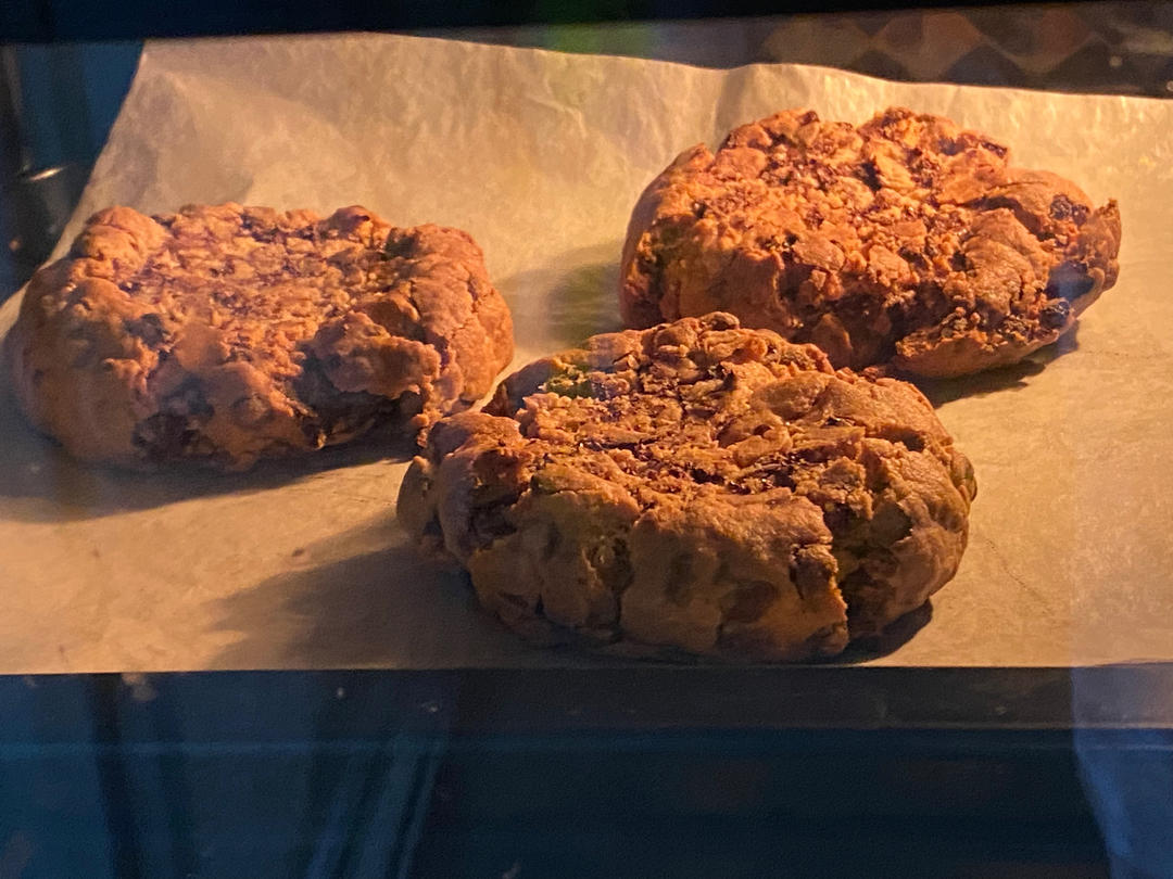 坊间传说纽约最好吃的巧克力曲奇饼Chocolate Chip Cookies at Levain Bakery
