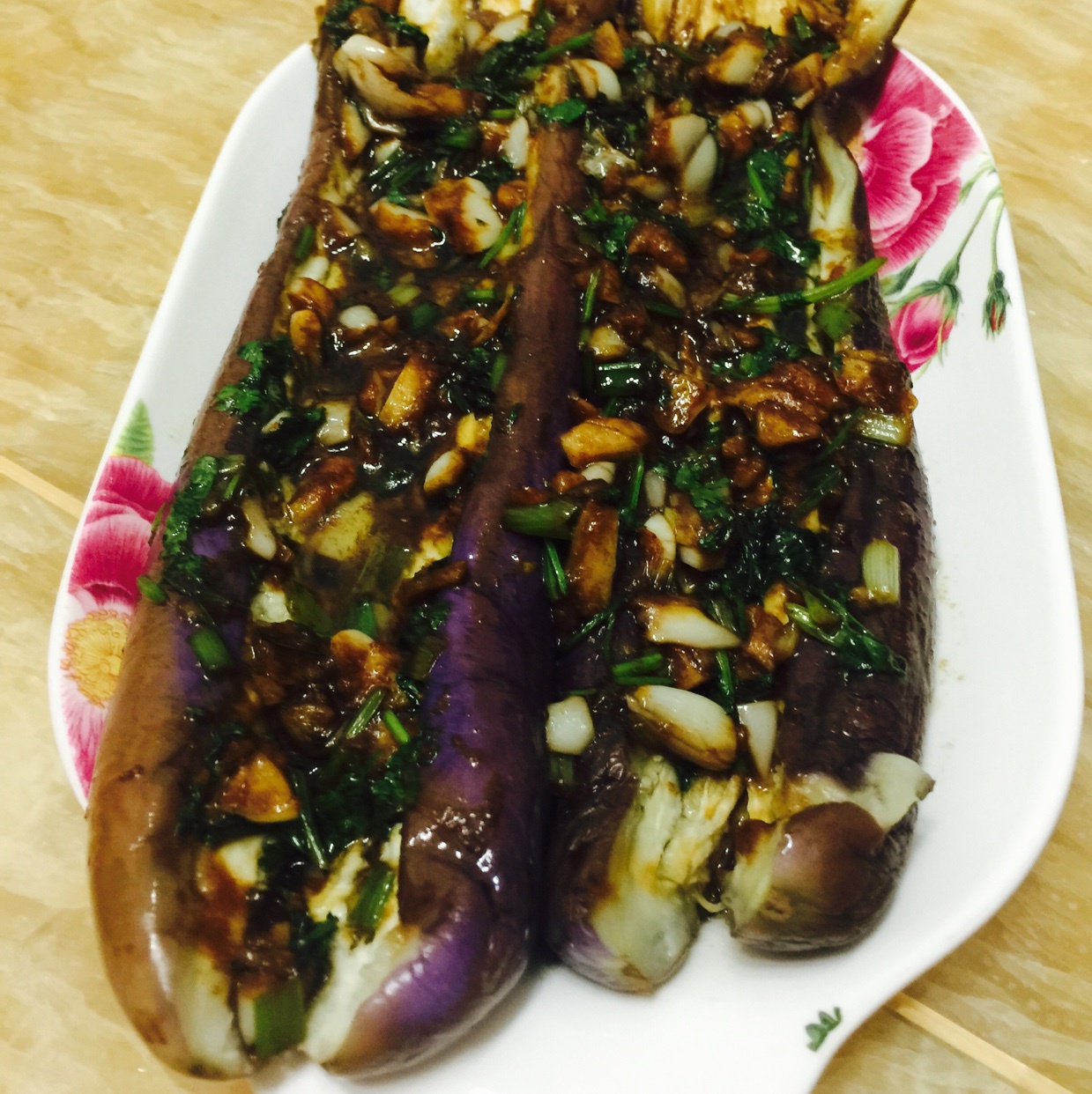 微波炉做出街头烧烤风的茄子