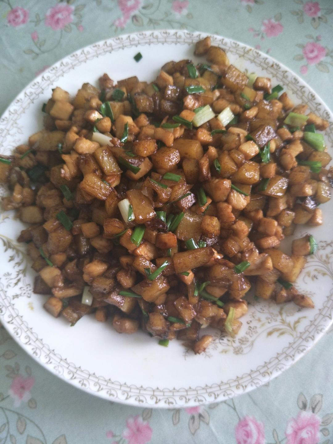 一道怎么做都好吃的干煎土豆鸡丁（红烧，咖喱，椒盐，孜然）