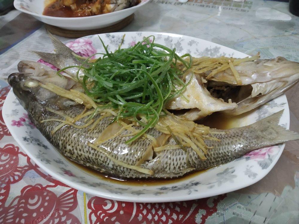 江鲜之美：清蒸鲈鱼