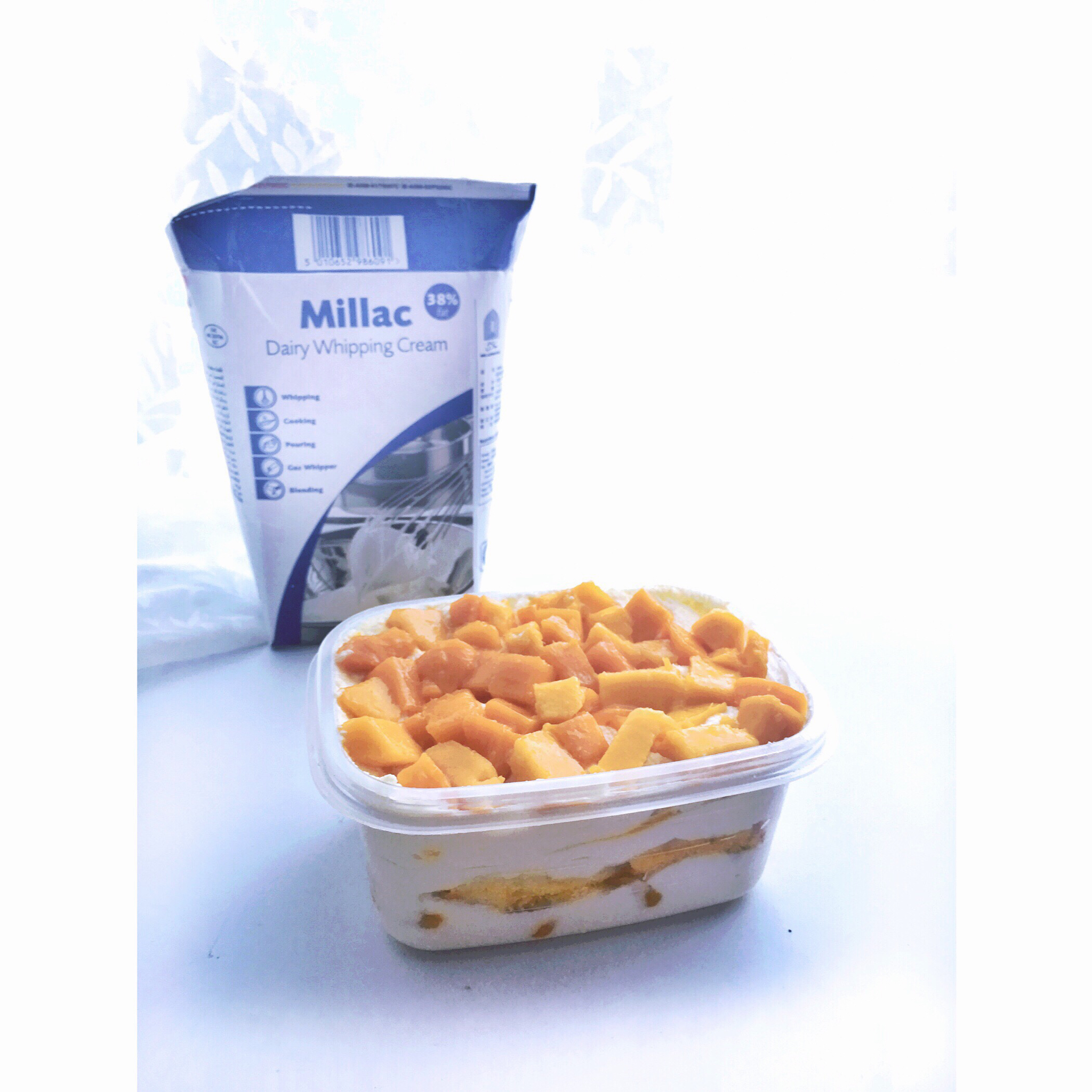 鲜奶蛋糕