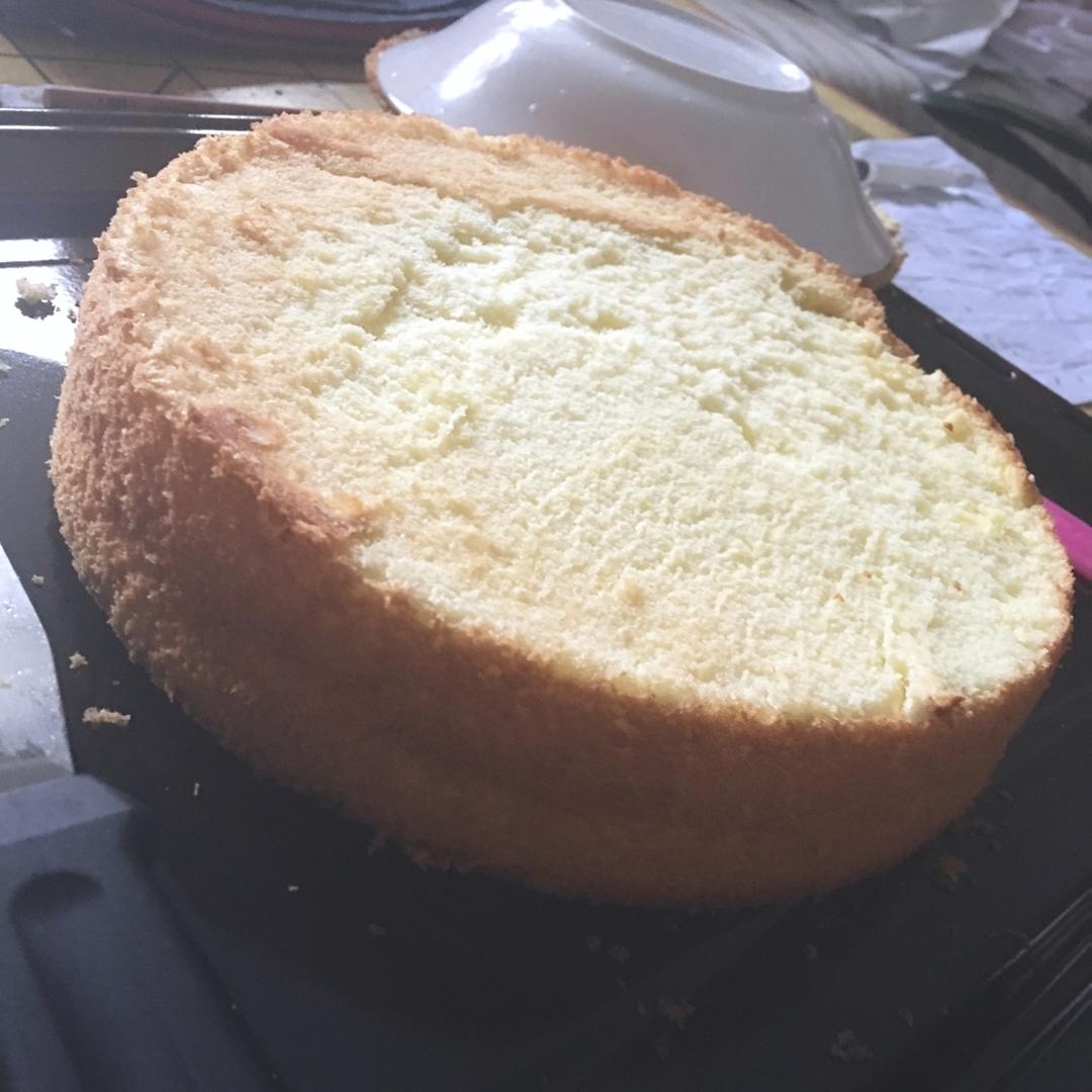 烤箱做蛋糕（戚风蛋糕的做法）