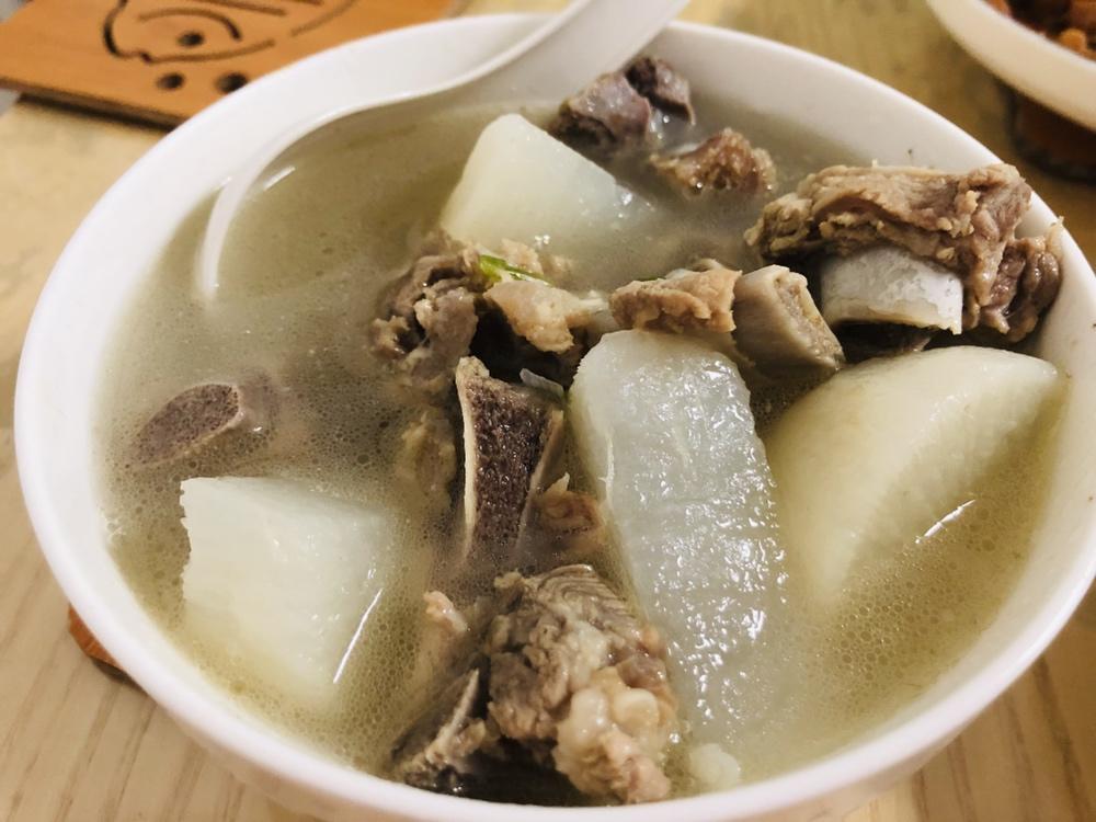 萝卜排骨汤