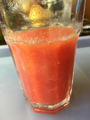 番茄橙汁夏日特饮的做法 步骤1