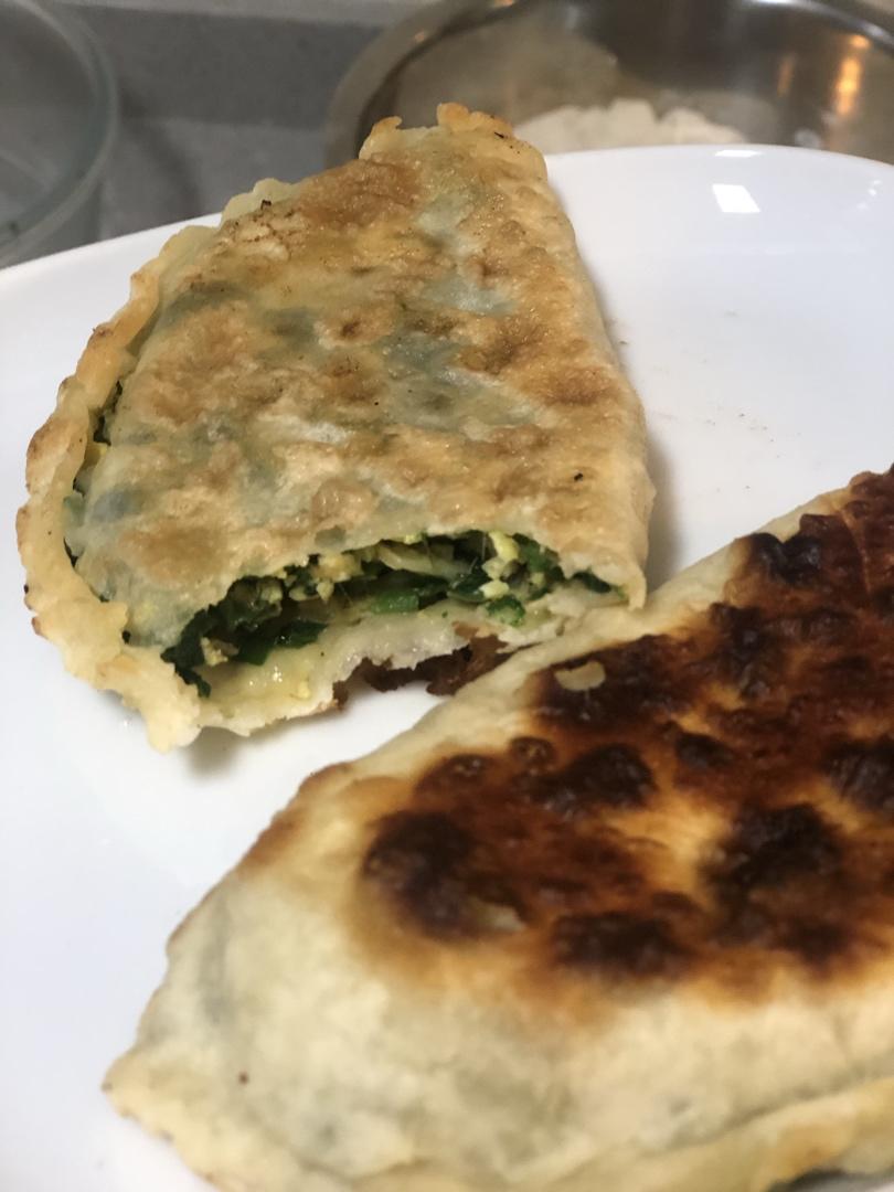 韭菜盒子 Chinese Leek and Egg Pasty