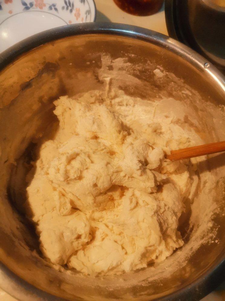 做馒头，真的很简单，最详细最全面解答馒头制作过程！！答案都在这里（手工揉面，发酵）附花样馒头做法