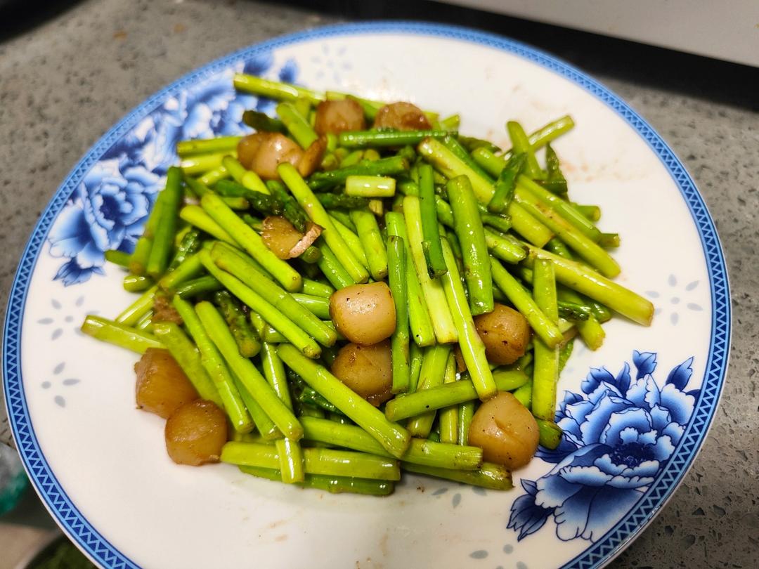 芦笋炒鲜贝