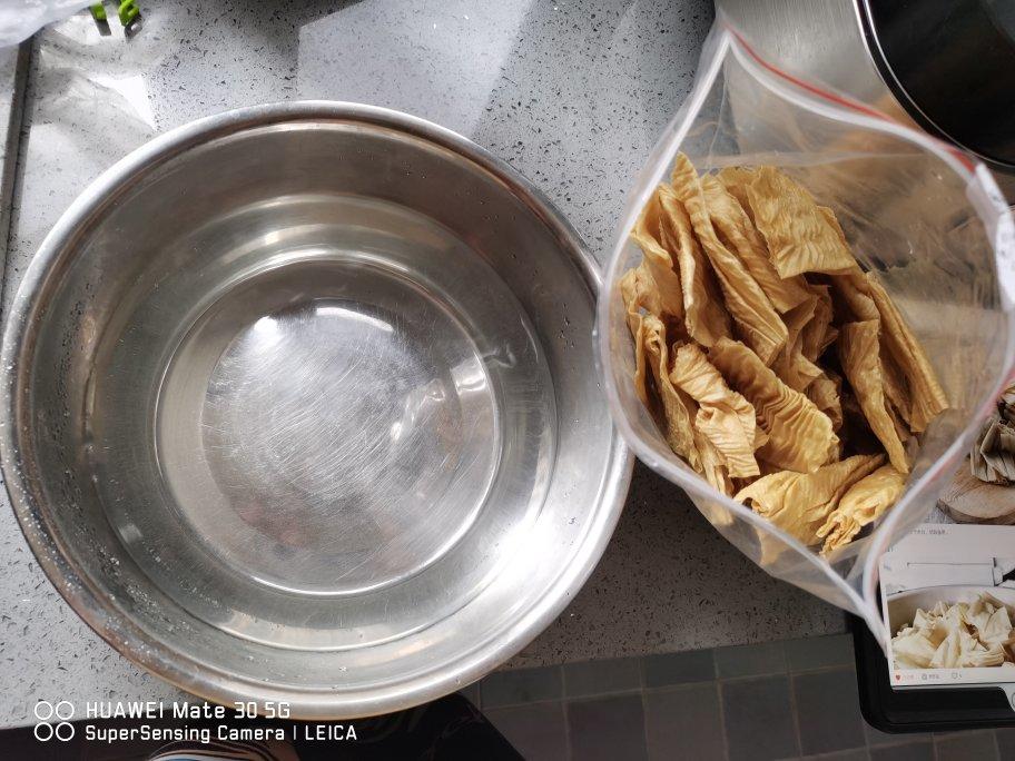 超级简单麻辣豆皮