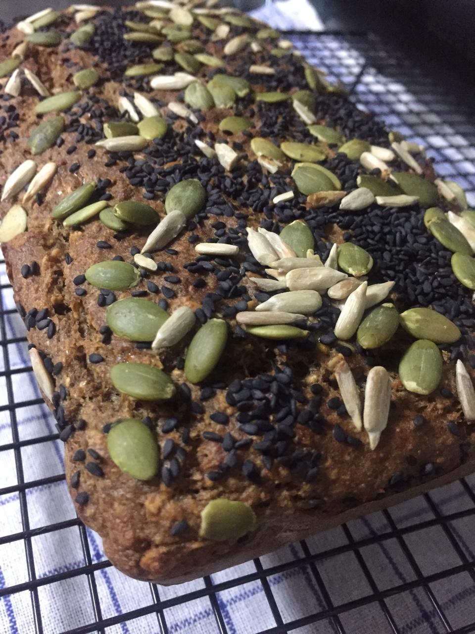 燕麦杂籽快手面包丨健康·烘焙