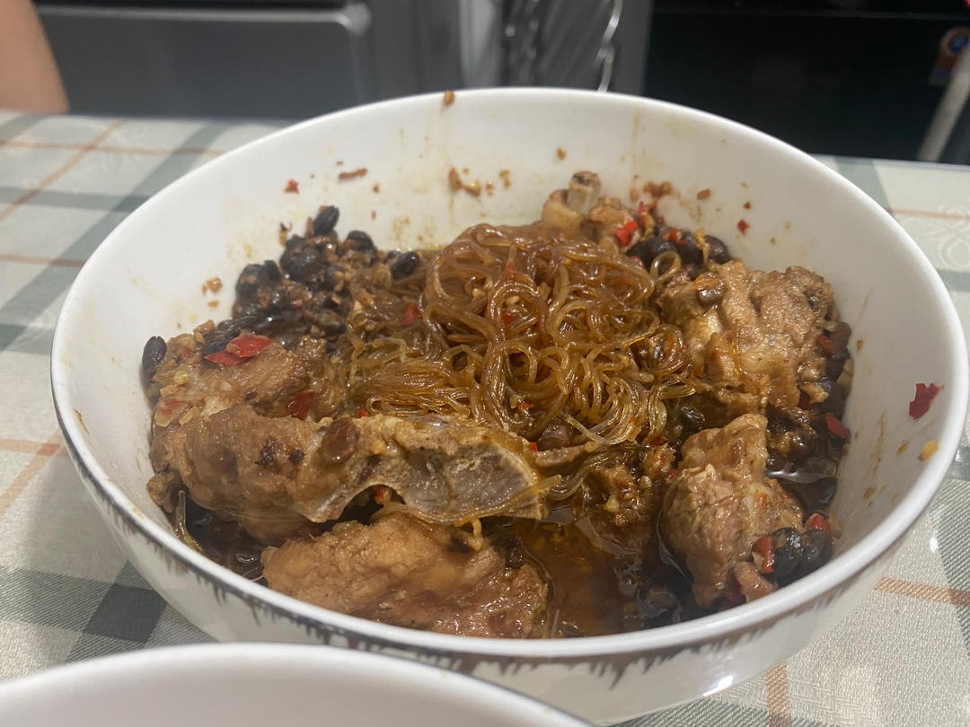 一咬下去就骨肉分离的豉汁蒸排骨