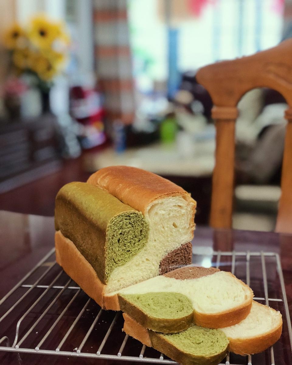 四色吐司
