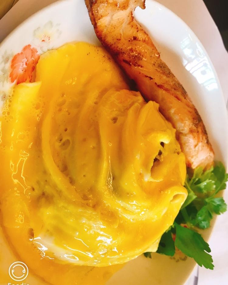 颜值高又好做的裙子蛋包饭