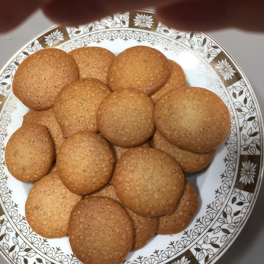 芝麻薄脆蛋白饼干