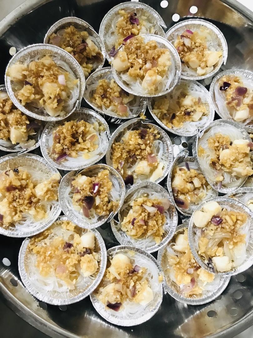 蒜蓉粉丝蒸扇贝