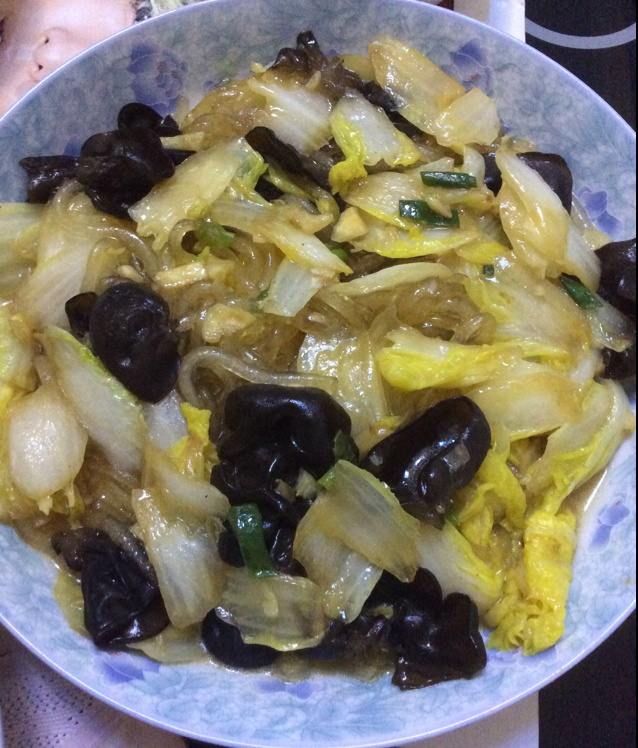 白菜木耳炒粉条