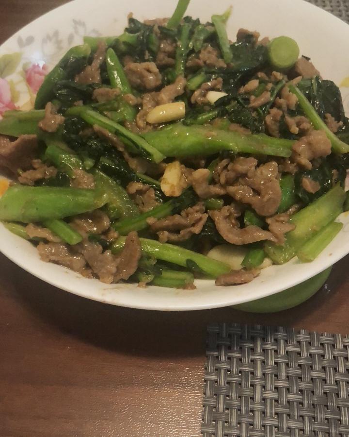 芥兰炒牛肉