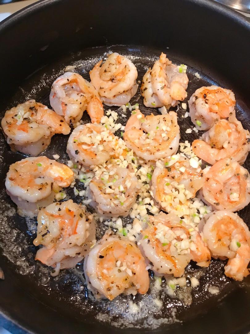 蒜香黄油虾『蒜香虾仁』炒虾仁  生酮