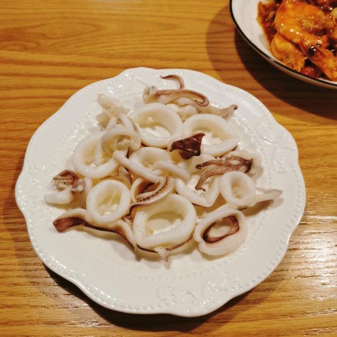 清淡的白灼鱿鱼