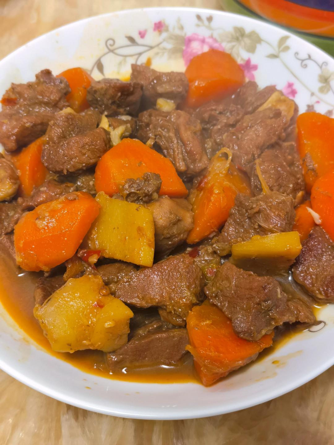 【红烧羊肉煲】