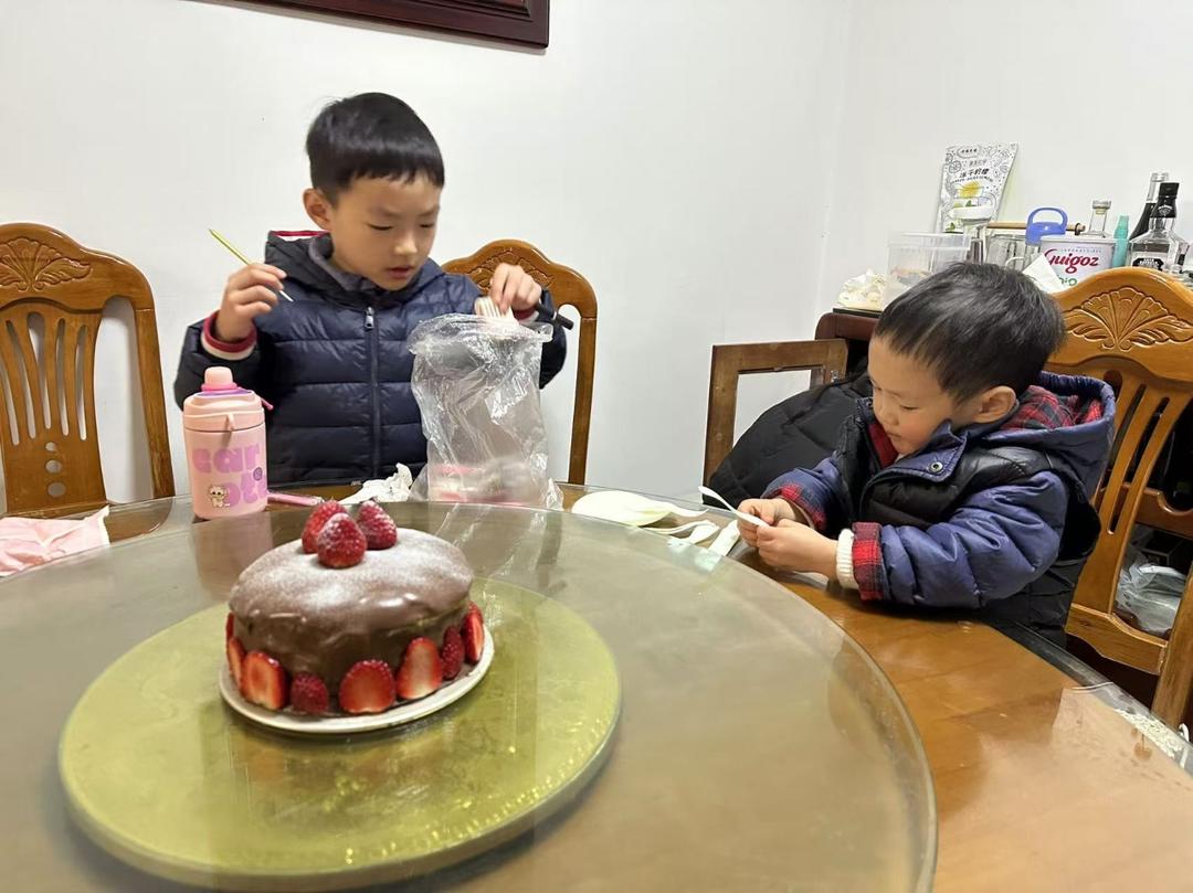 【简简厨房】巧克力戚风，巧克力奶油和甘纳许