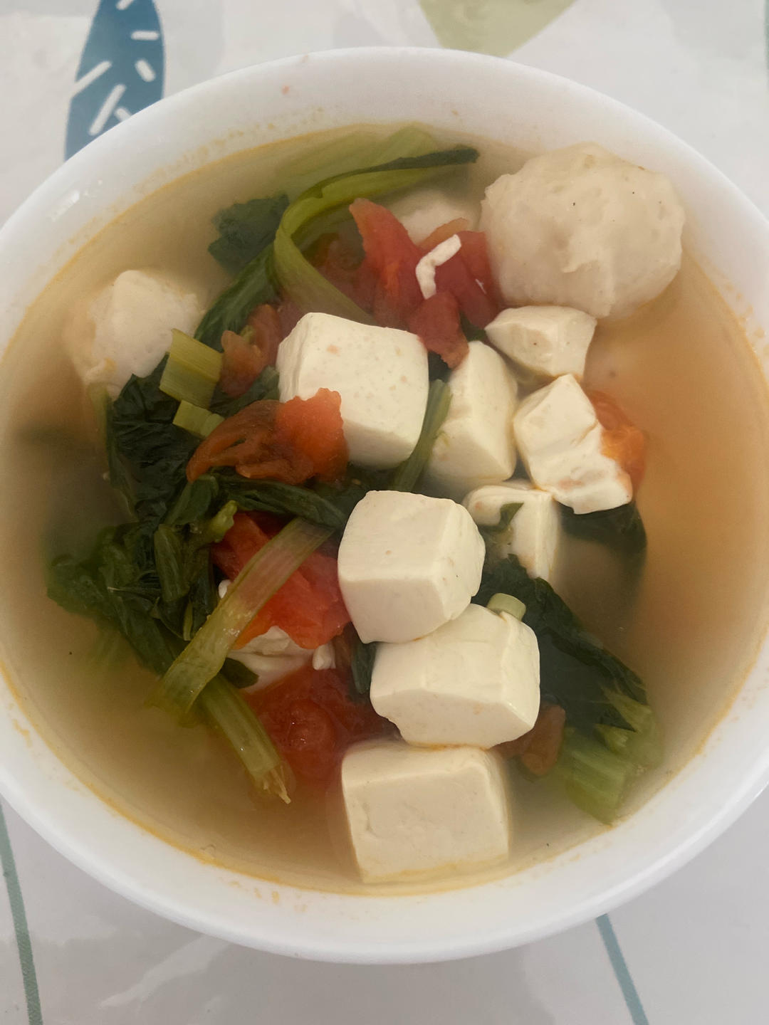 小白菜豆腐番茄汤