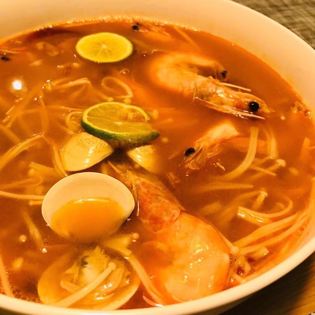 欧哥的厨房做的泰式冬阴功汤