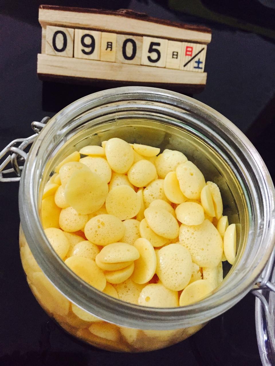 入口即化的无添加蛋黄溶豆