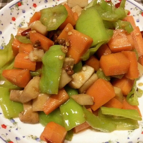 杏鲍菇炒青椒