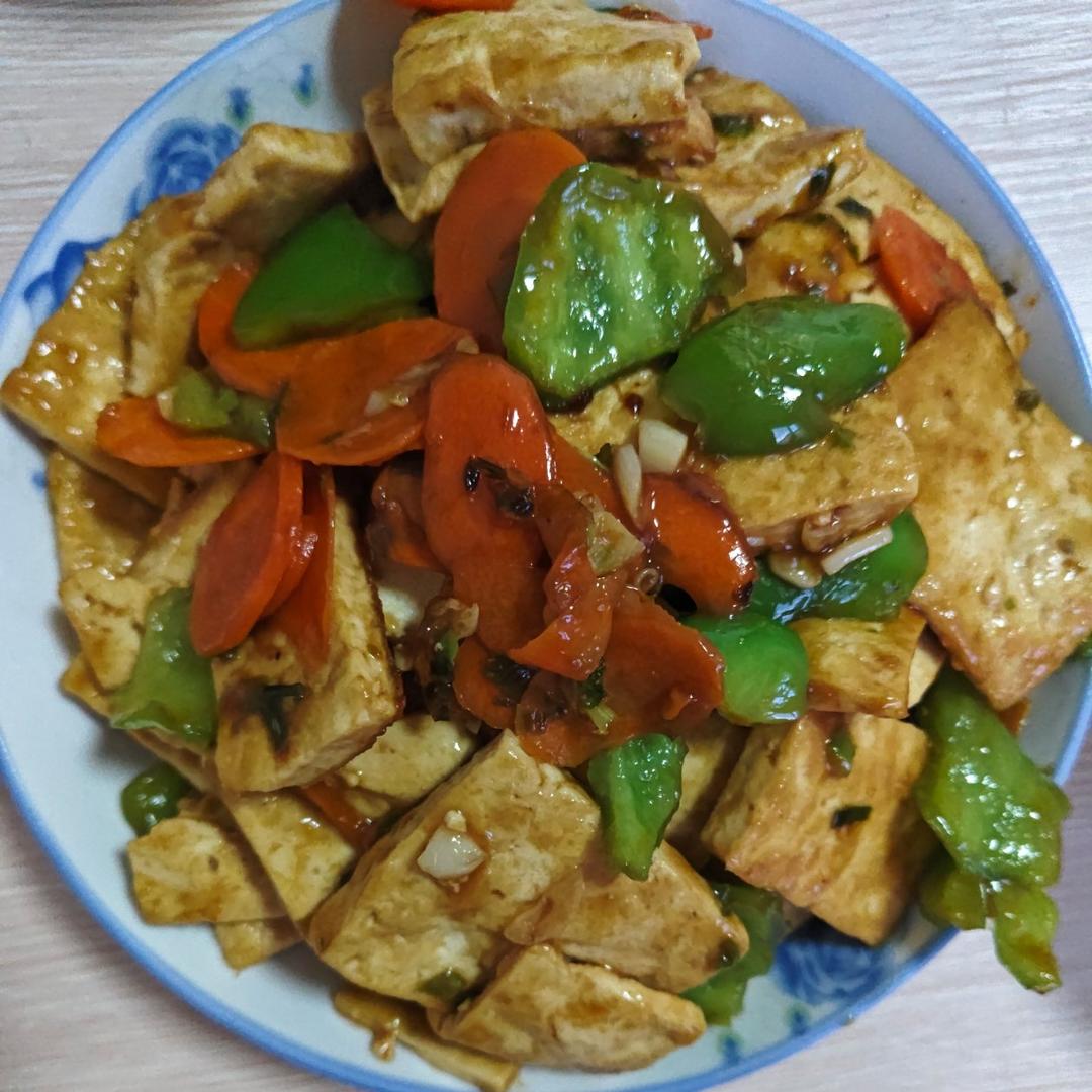 青椒炒豆腐