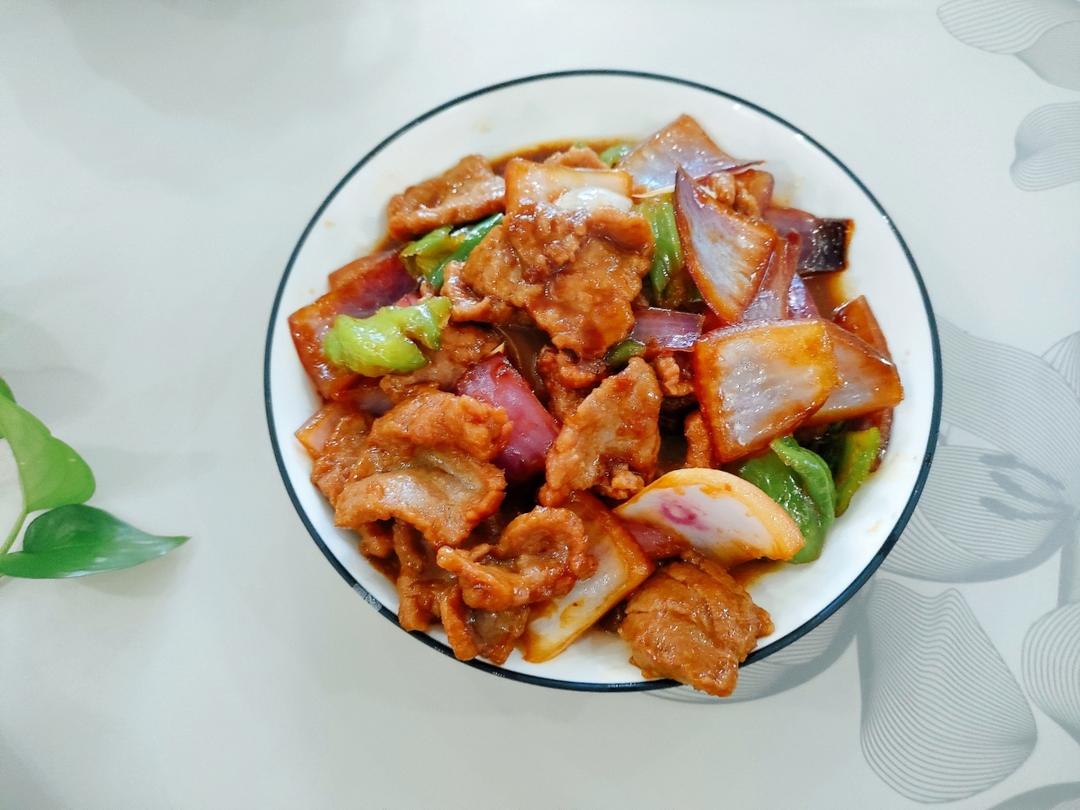 黑椒洋葱炒牛肉/马克西姆不粘锅