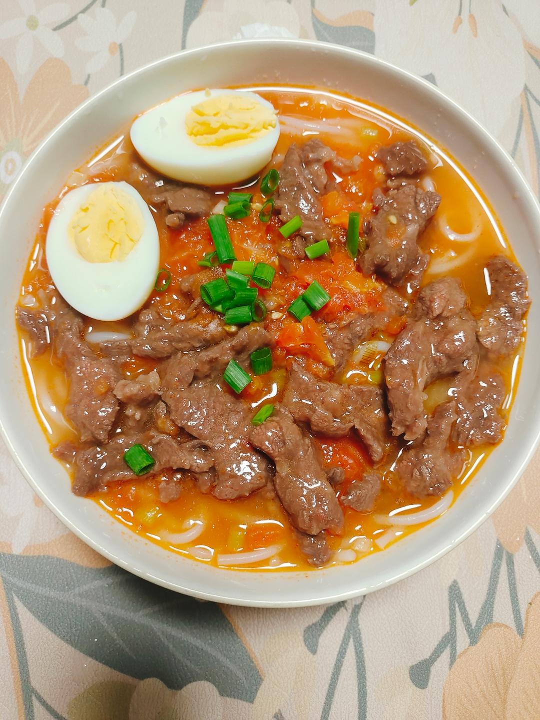 番茄牛肉面
