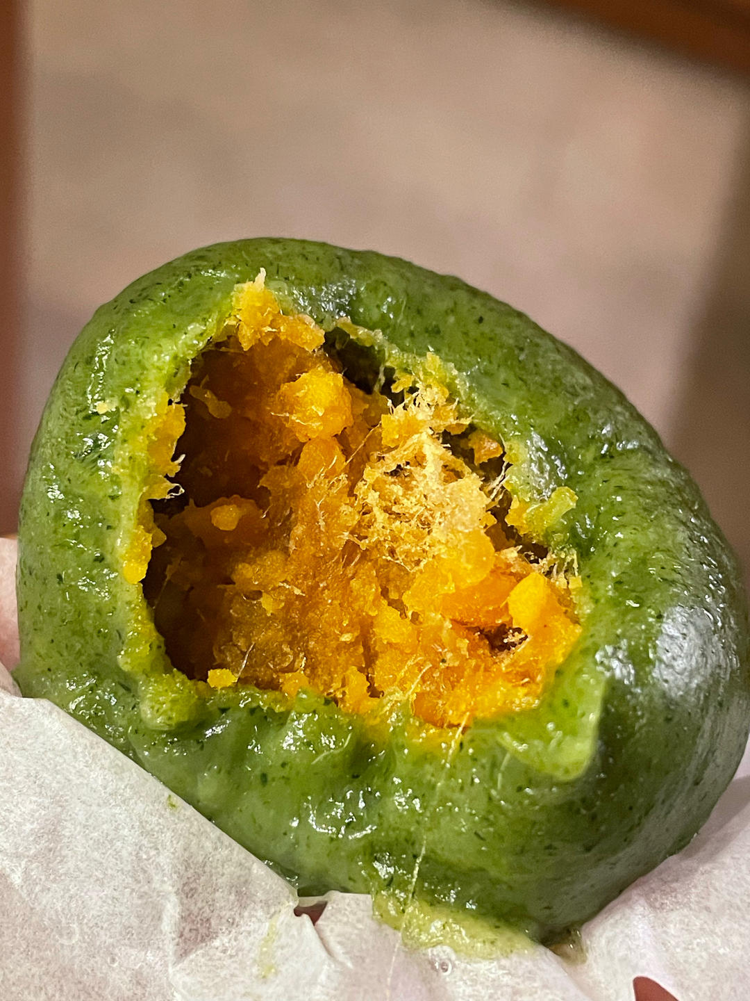 清明必吃的艾草青团