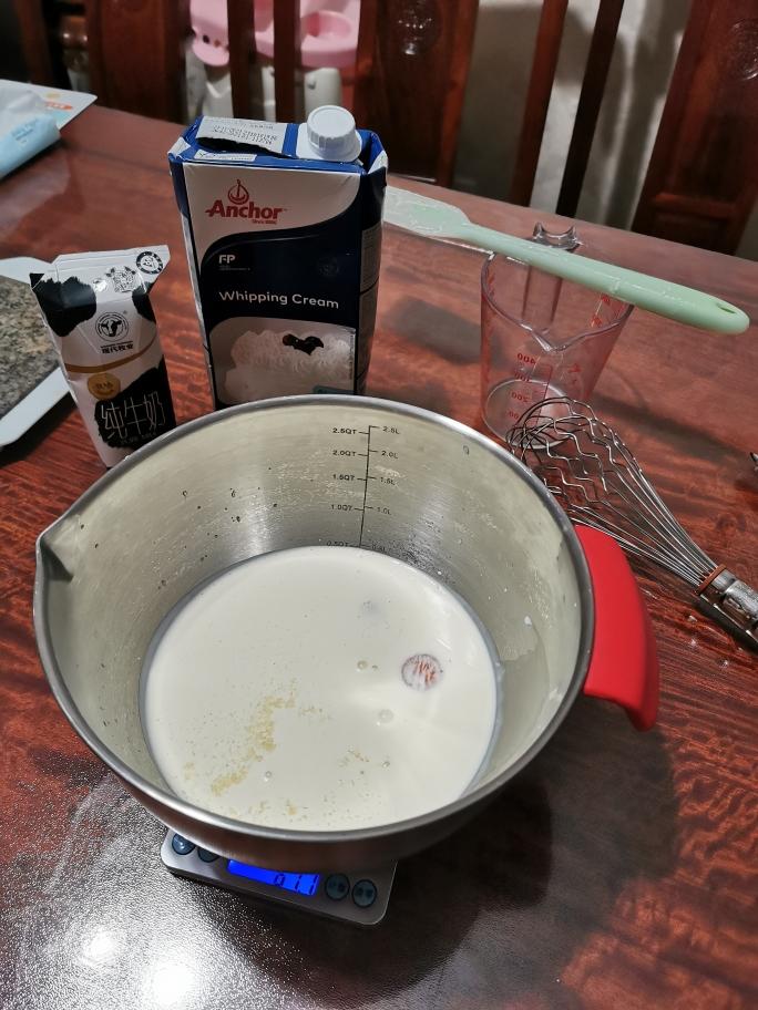 纯奶手撕吐司的做法 步骤1