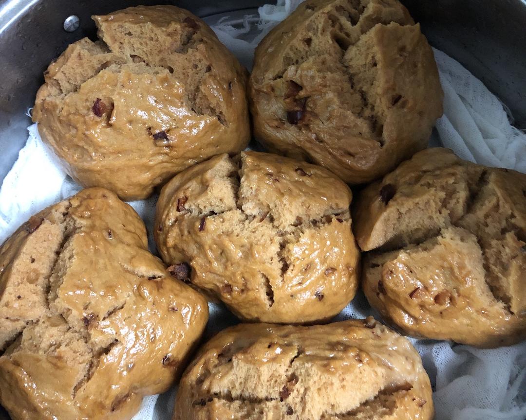 小孩大爱的红糖馒头